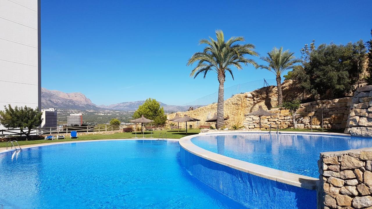 Highrise Apartment With Stunning Views From Private Balcony 85 Benidorm Eksteriør billede