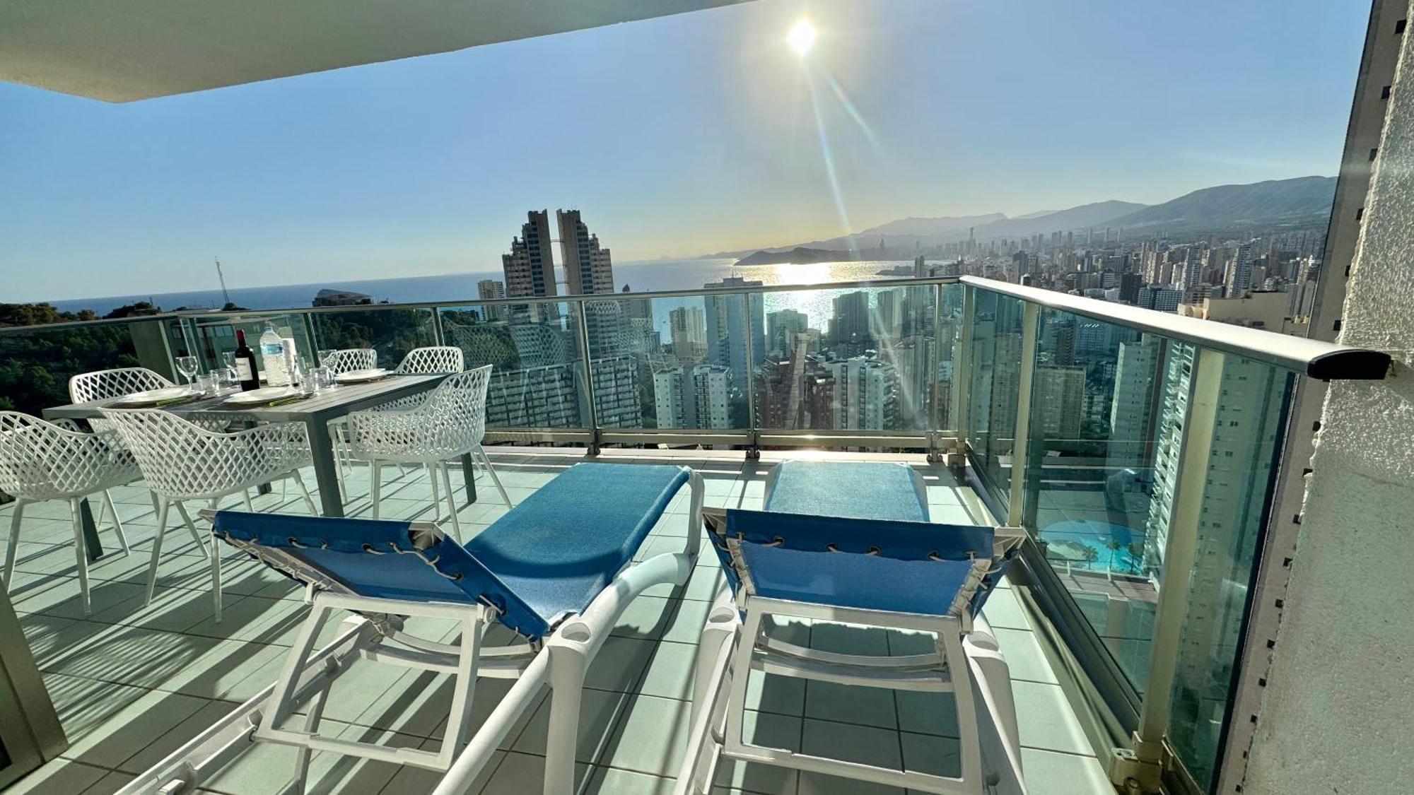 Highrise Apartment With Stunning Views From Private Balcony 85 Benidorm Eksteriør billede